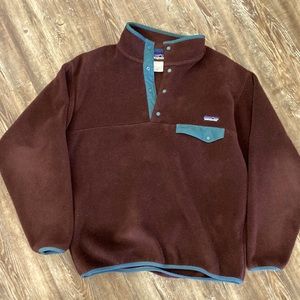 Mens medium maroon Patagonia pullover